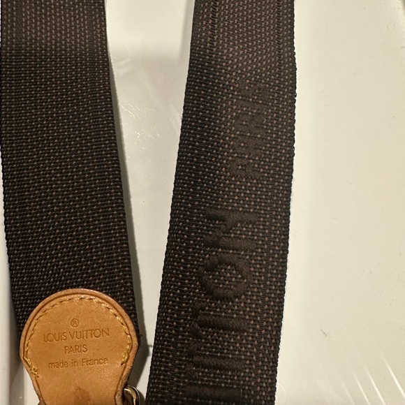 LV authentic canvas and leather adjustable strap - Picture 3 of 7